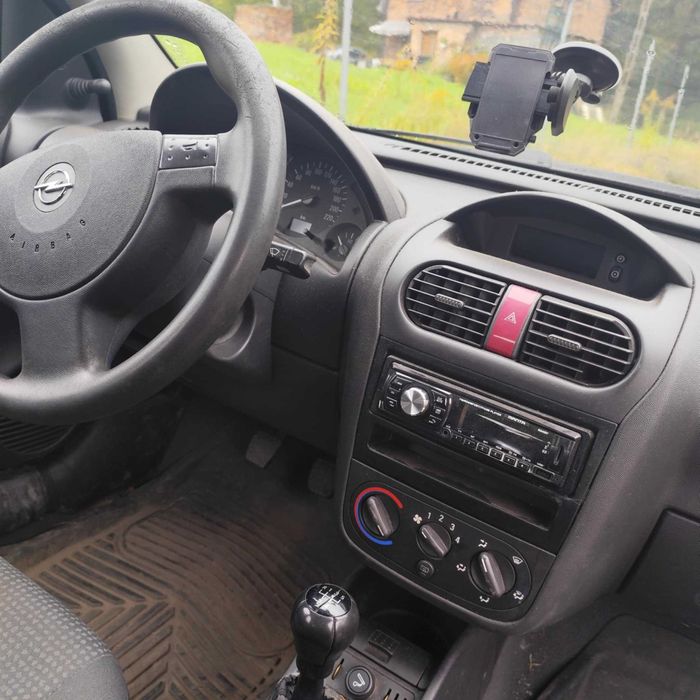 OPEL Corsa C 2004 + Komplety Opon