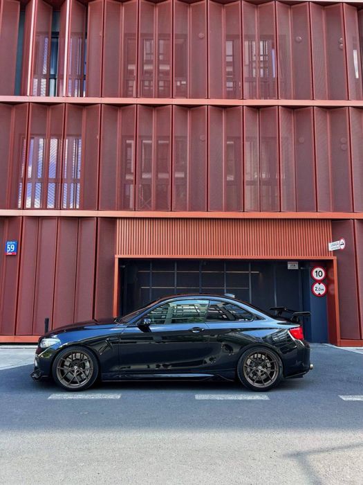 Wynajem aut klasy premium. BMW M2 Competition