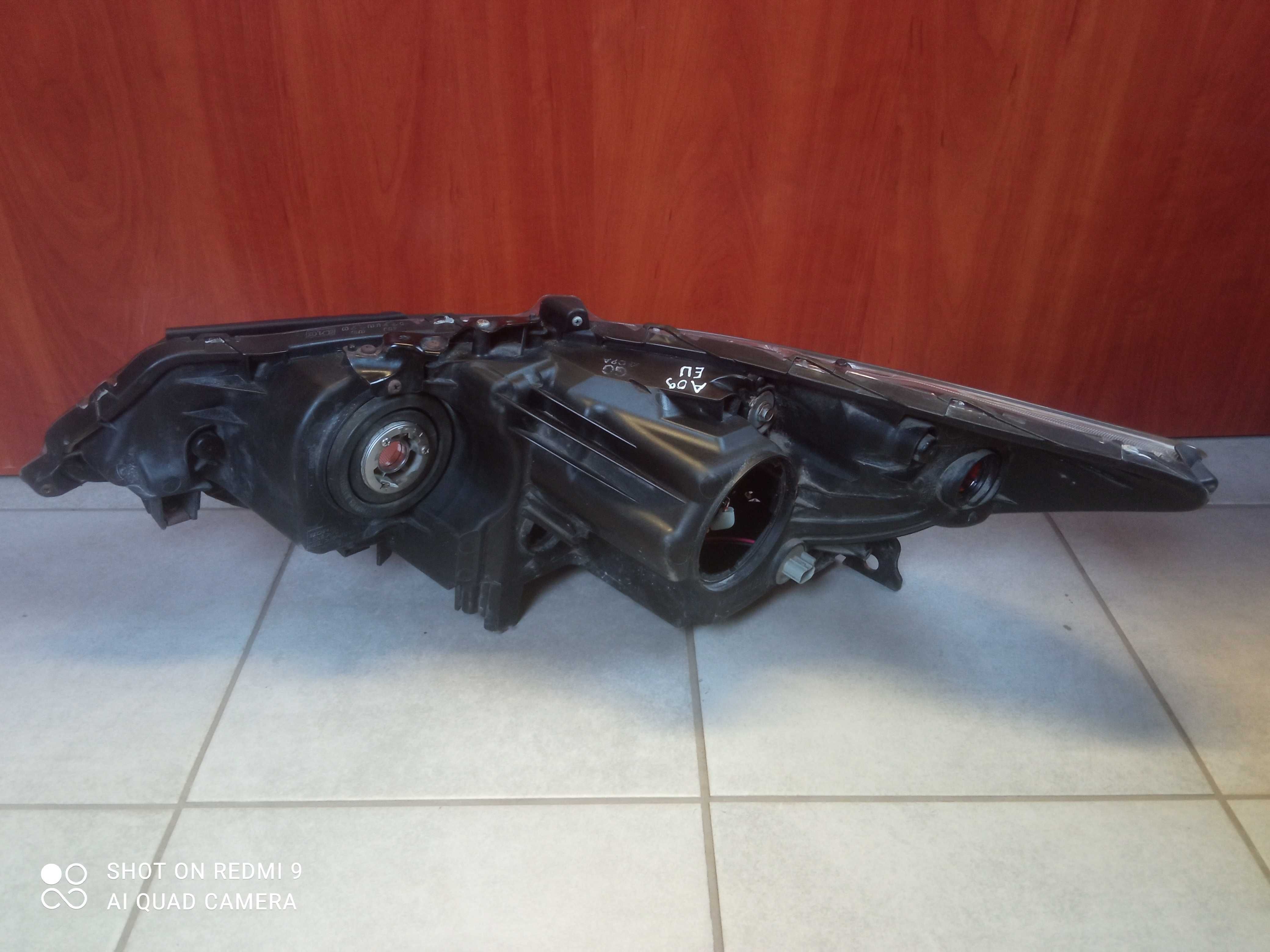 Lampa prawa przód Honda Accord VIII Europa 08-11