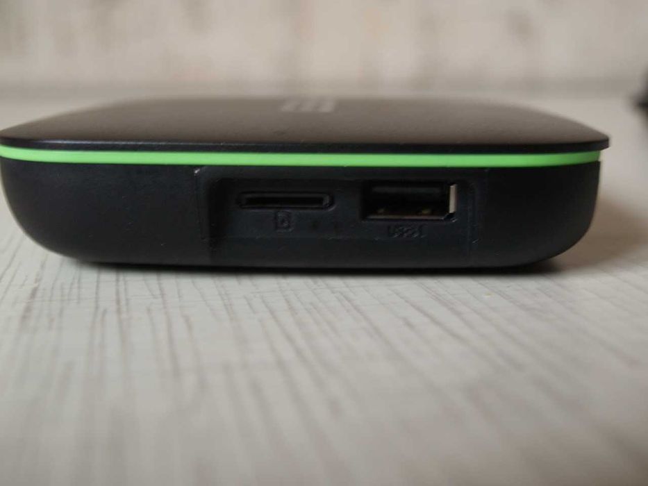 Продам НОВУ SMART приставку TV Box R69  mini 2 Gb/16 gb