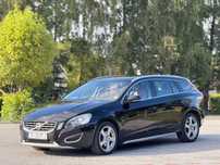 Volvo V60 /2.0 D3 163KM/ 5cylindrowy/ Manual/Navi/Bixenon/FILM