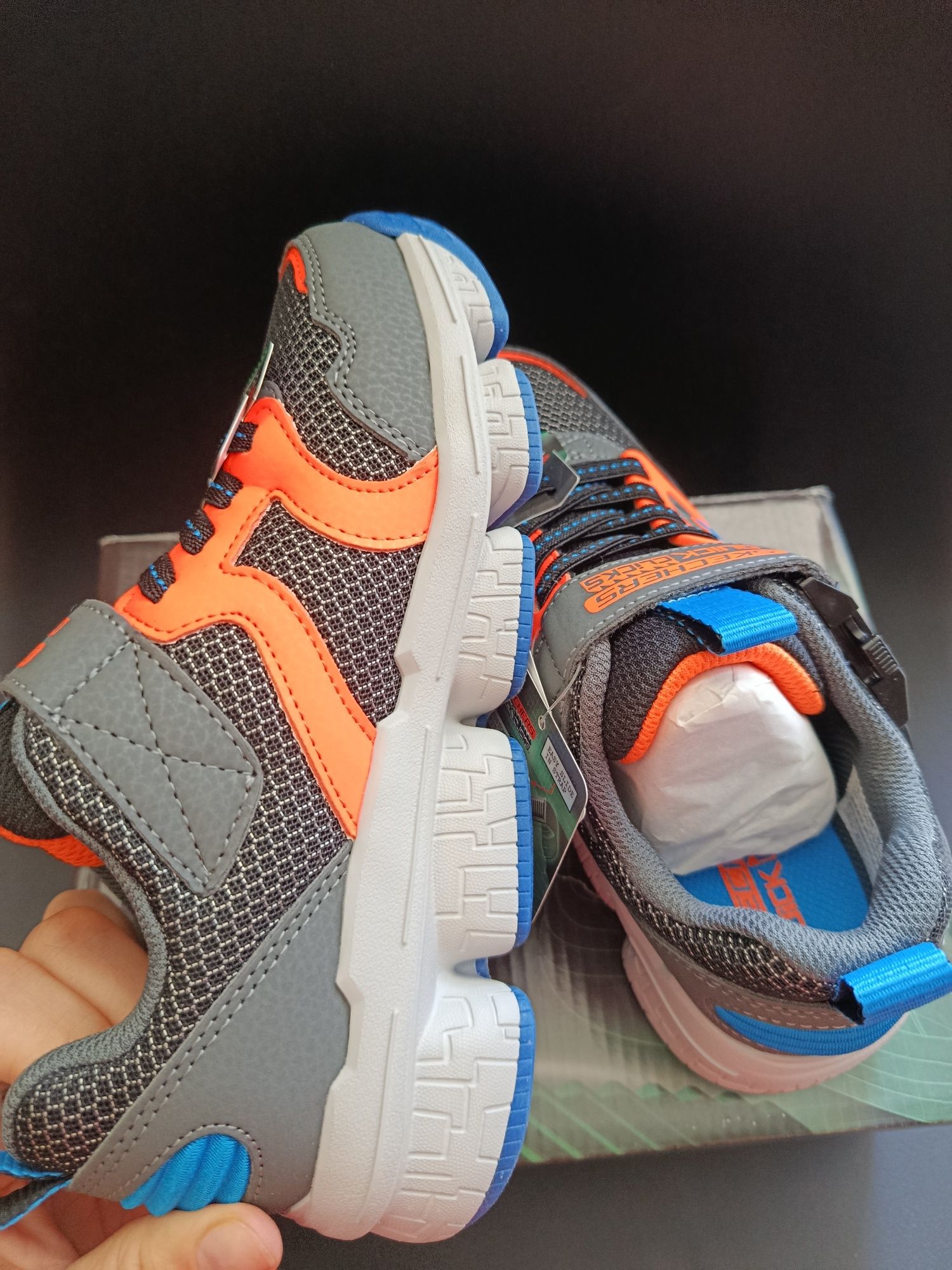 Skechers Boy Lunnix 35 кросівки для хлопчика спорт взуття школи туфлі