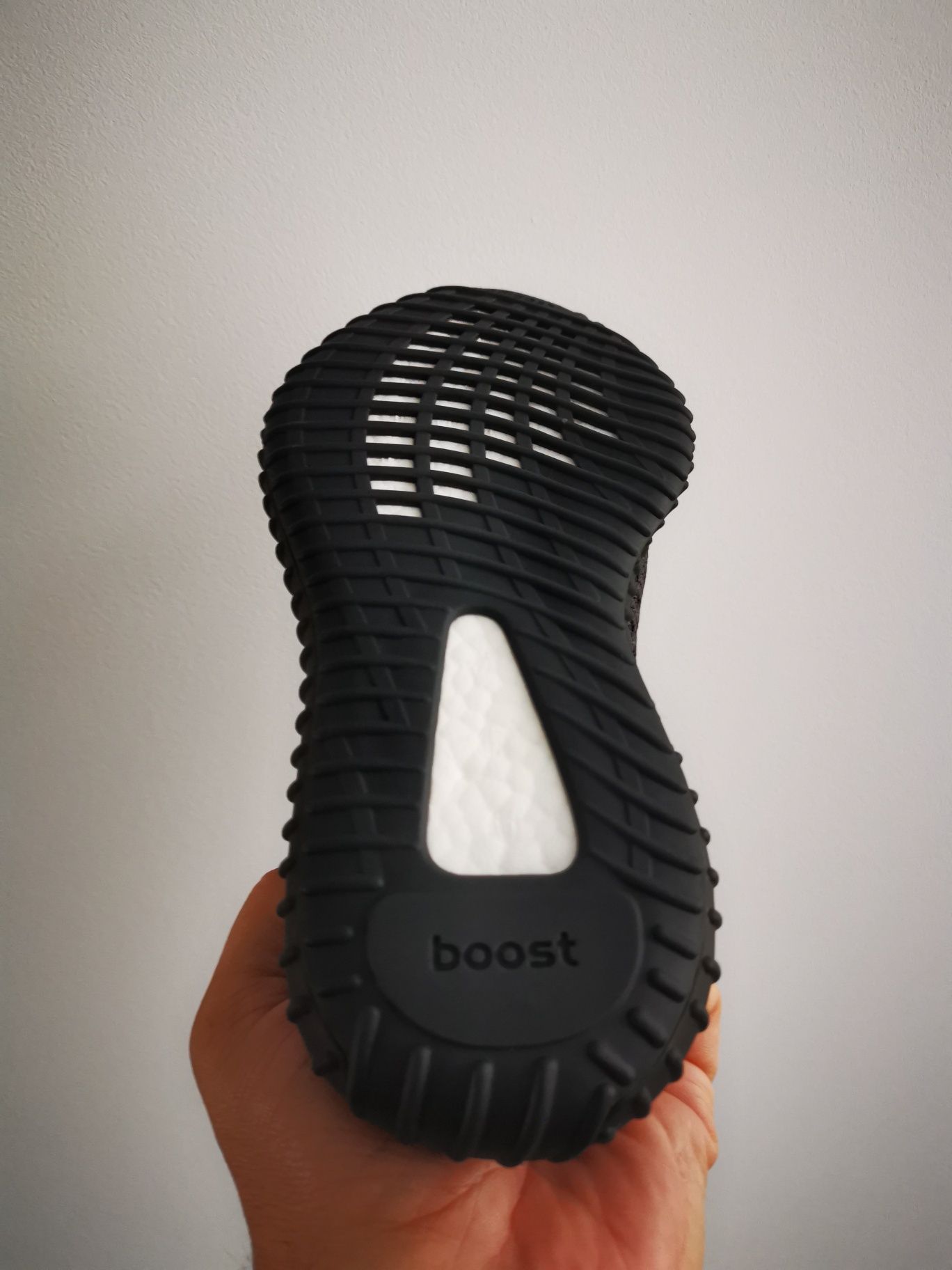 Adidas Yeezy dziecięce  rozmiar 25