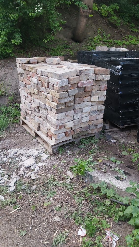 Cegła z rozbiórki