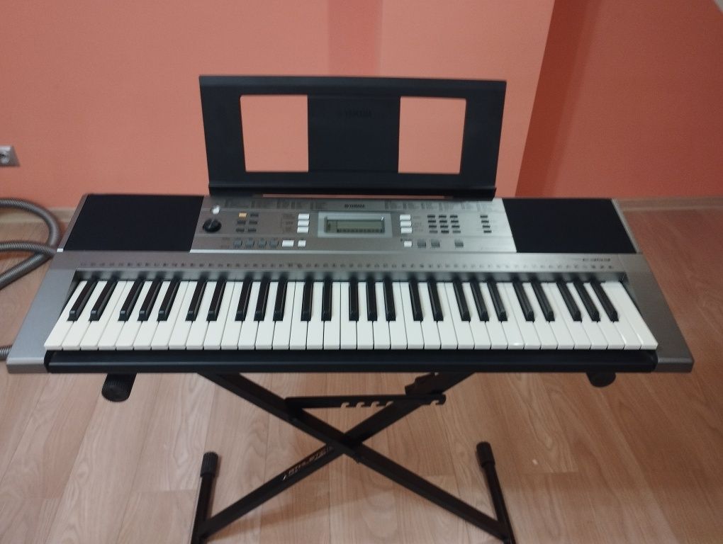 Yamaha PSR-E353 + stojak gratis