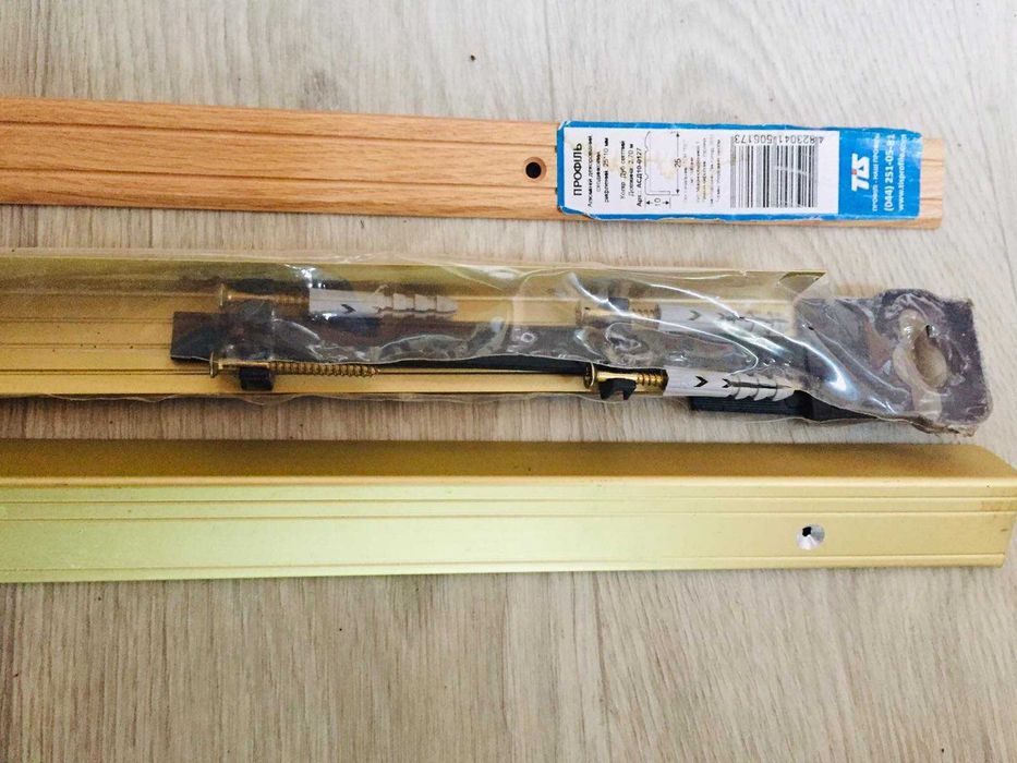 Новый алюминиевый профиль светлый дуб 170 на 25 на 10 см 150 гр