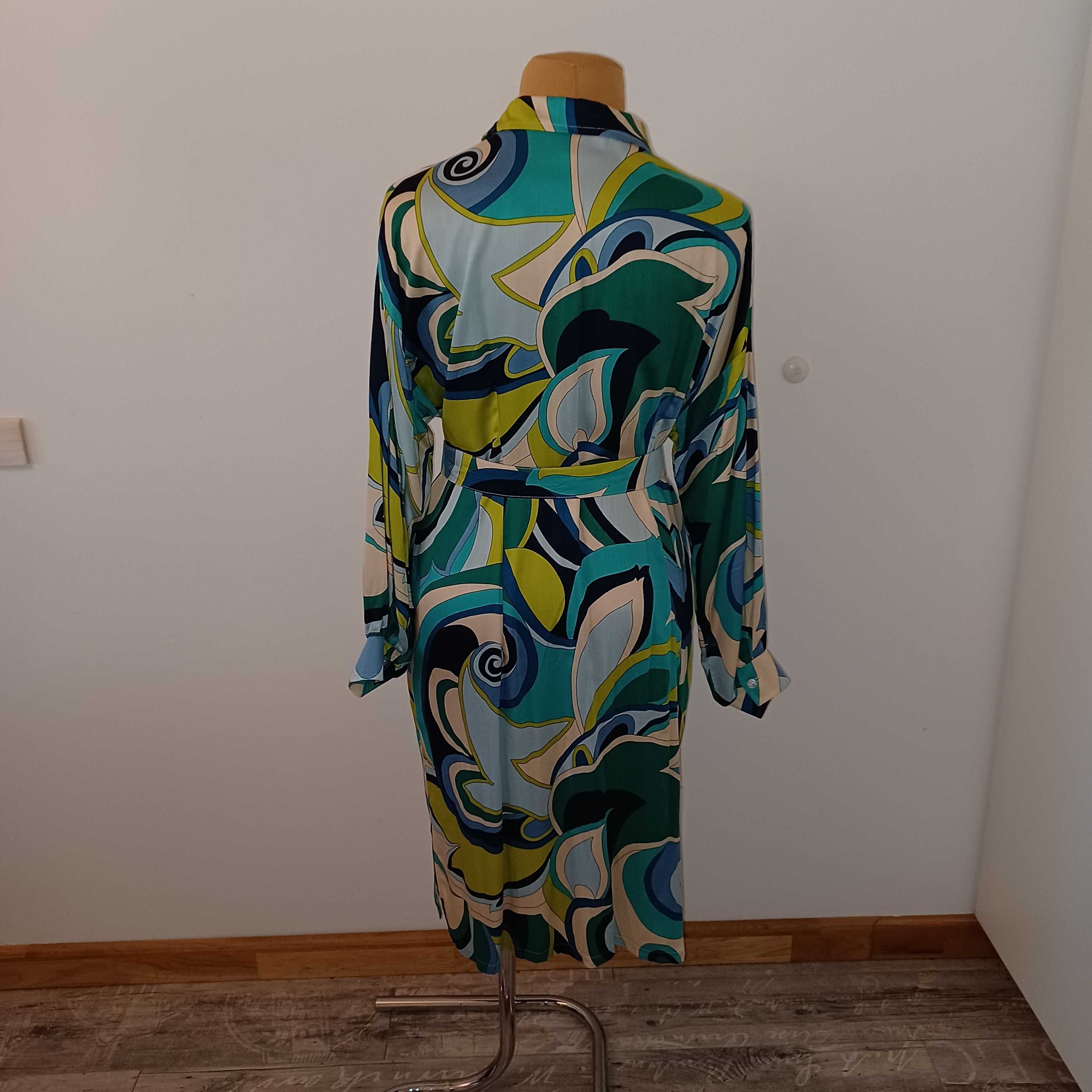 Sukienka całoroczna zgrabna z kieszeniami dla XL/XXL