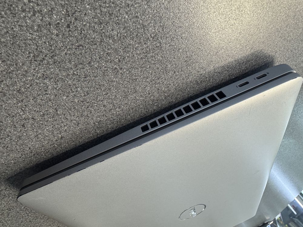 W2// laptop Dell latitude 5520/ i5 11gen/ SSD/ 16gb DDR4/ gwarancja