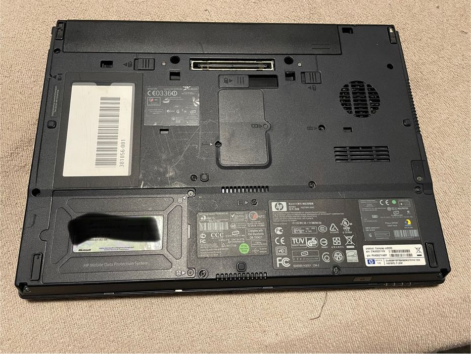 laptop HP Compaq NC8230 Intel Pentium 1,7GhZ, 1 GB RAM. Win XP Okazja!