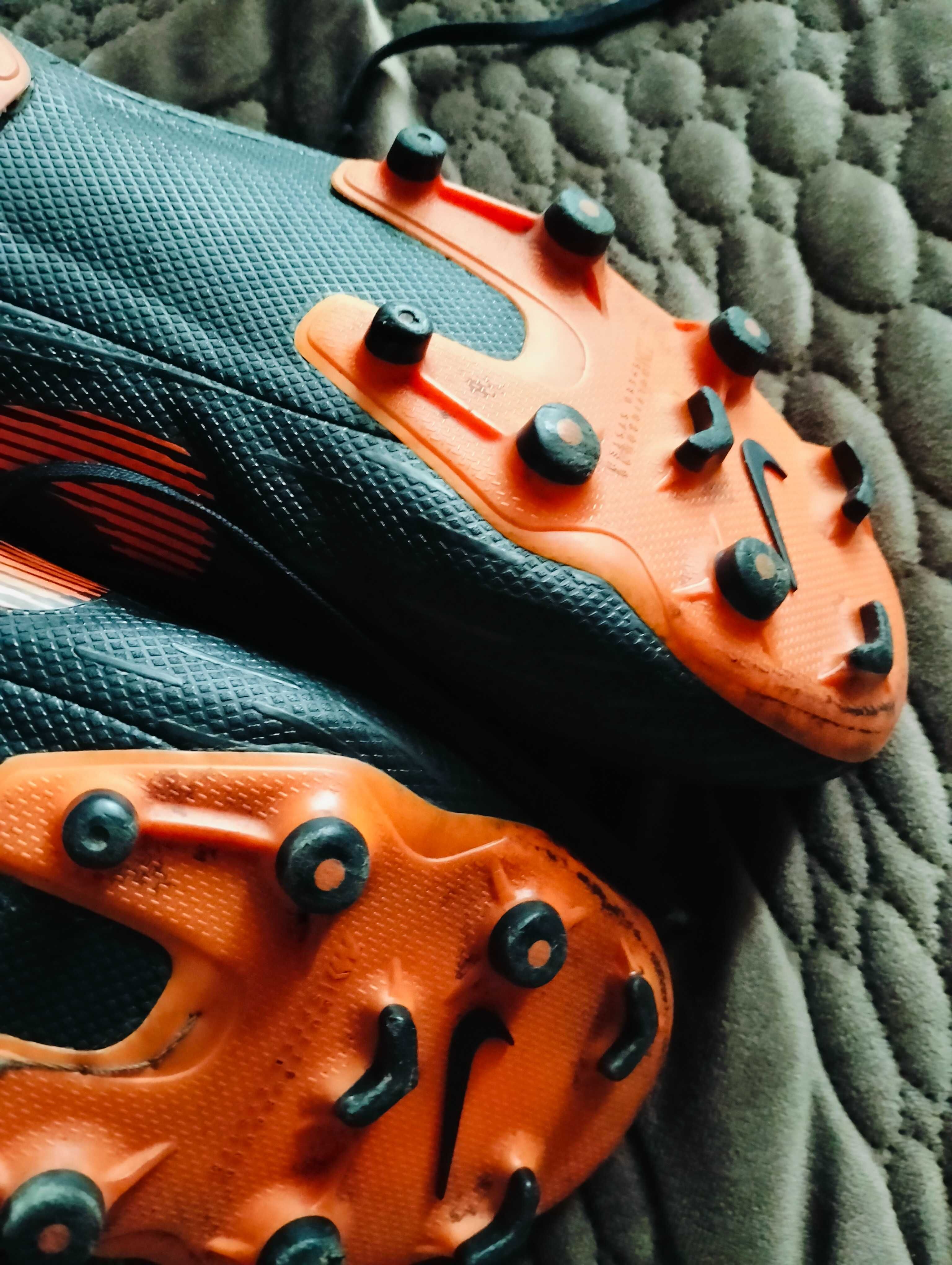 Бутси   футбольні  nike Найк  орігінал ідеальний стан