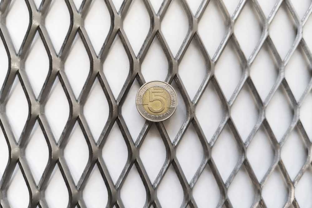 Siatka cięto - ciągniona RÓŻNE WZORY SUROWA OCYNK METALTECH Września