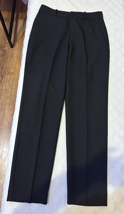 Жіночі брюки чорні MANGO