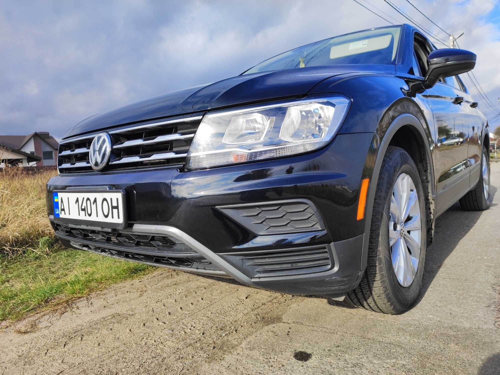 Термінова продажа авто  Volkswagen Tiguan S 2019 Black 2.0L