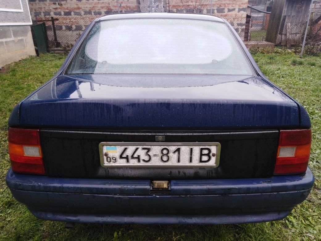 АКЦІЯ...Opel Vectra A  1991 1.6 бензин 75 к.с.