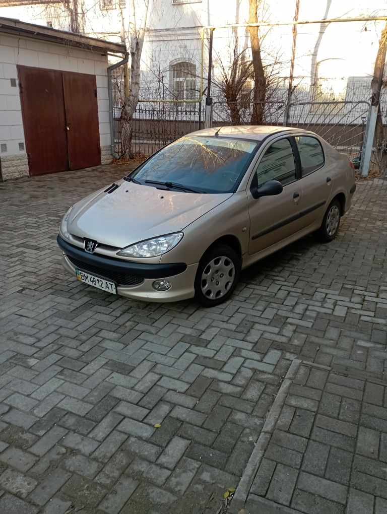 Продам PEUGEOT 206.
