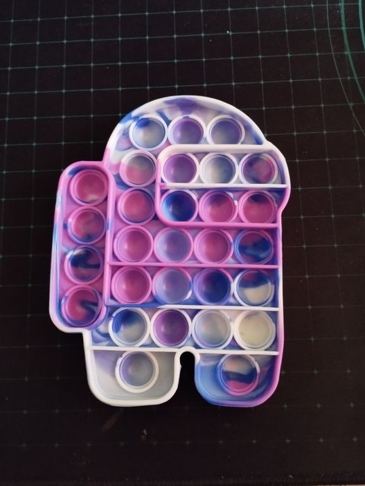 Pop it brinquedo among us