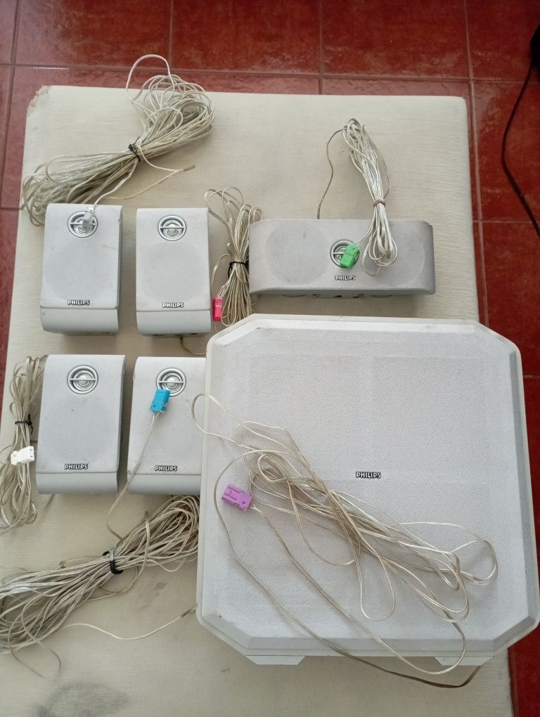 Colunas Surround