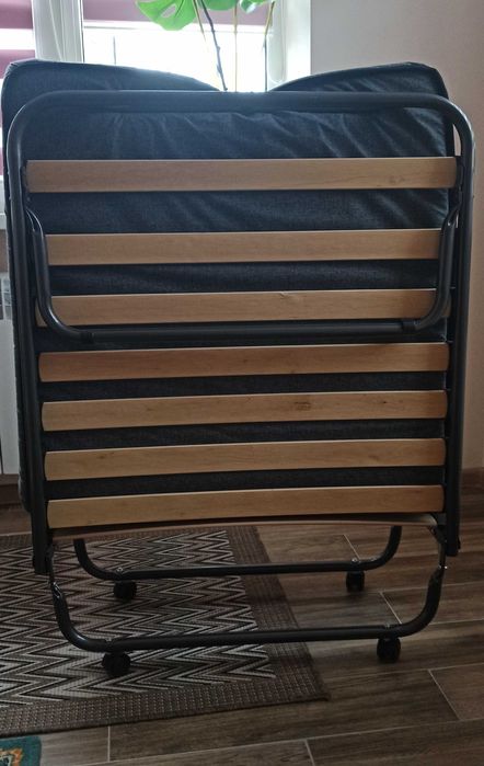 Розкладне ліжко JESBY