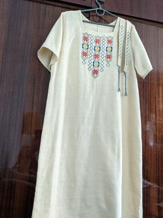 Вишиванка сукня ручної роботи, ручна вишивка