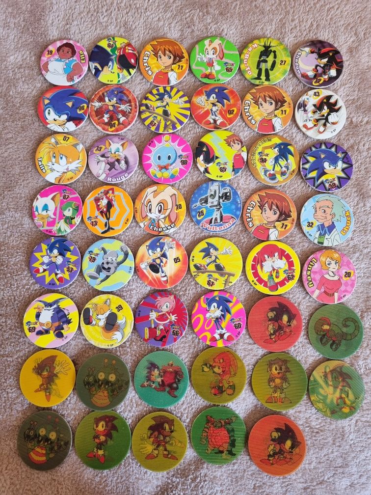 Tazos de várias coleções pokemon Yu-gi-oh digimon matutanos