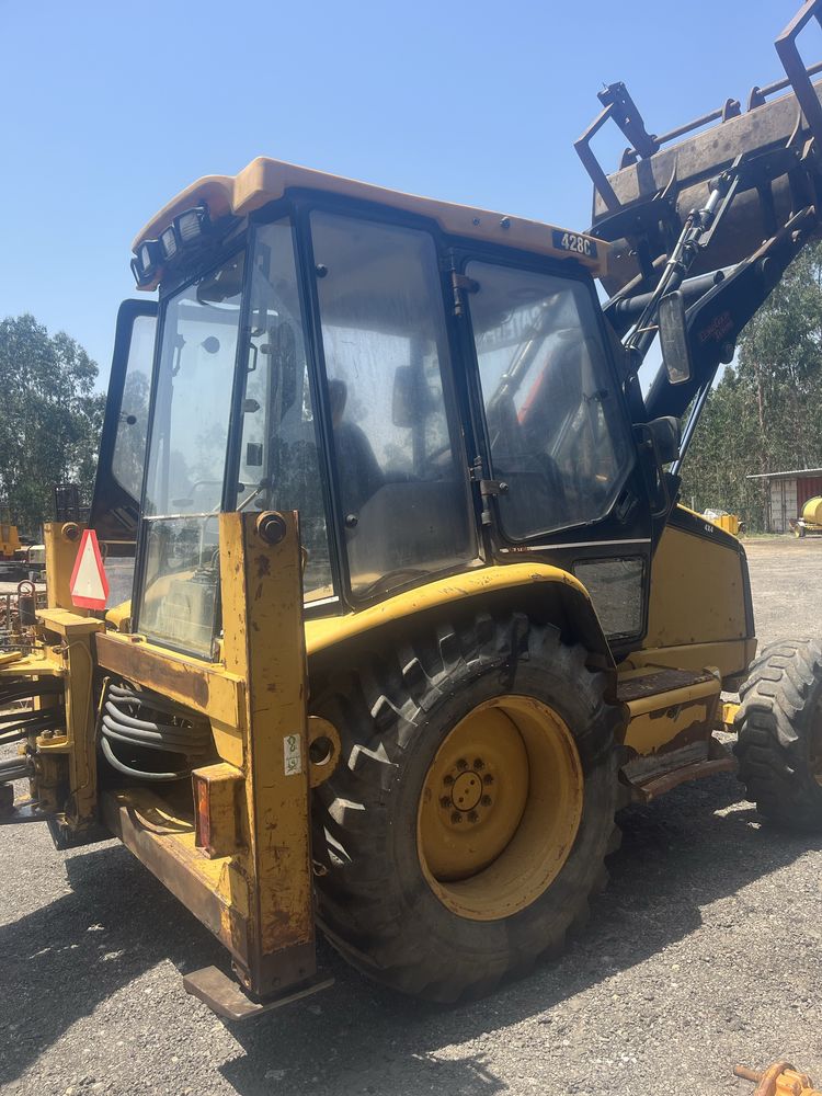 Retroescavadora Cat 428C turbo