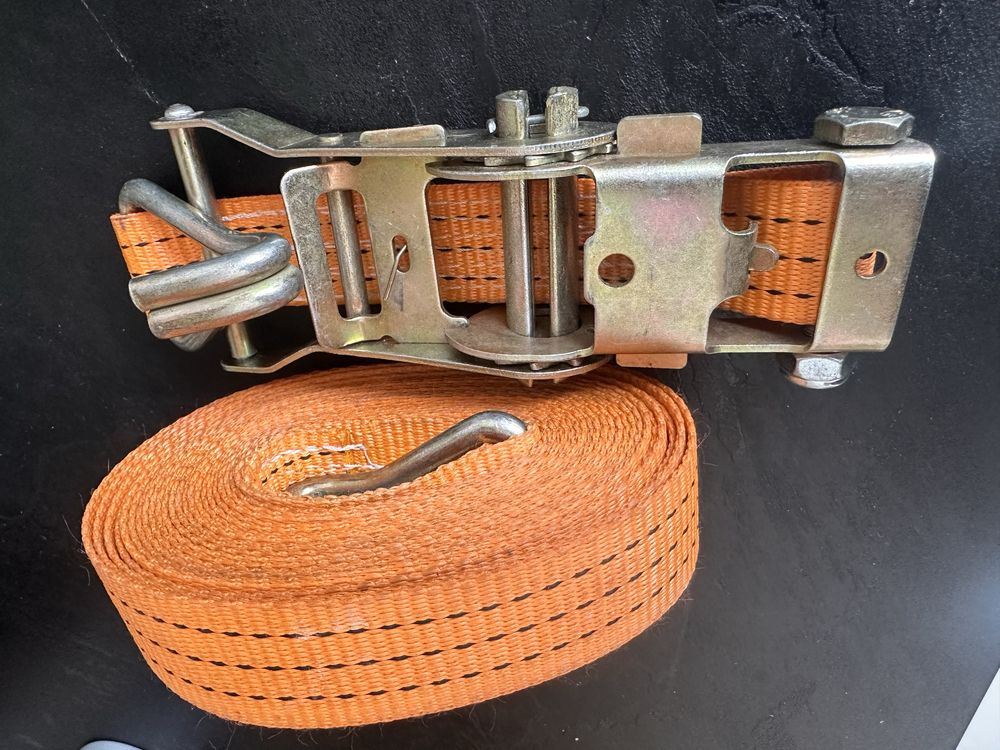 Pasy transportowe 35 mm szer 8 m dl - 3 t
