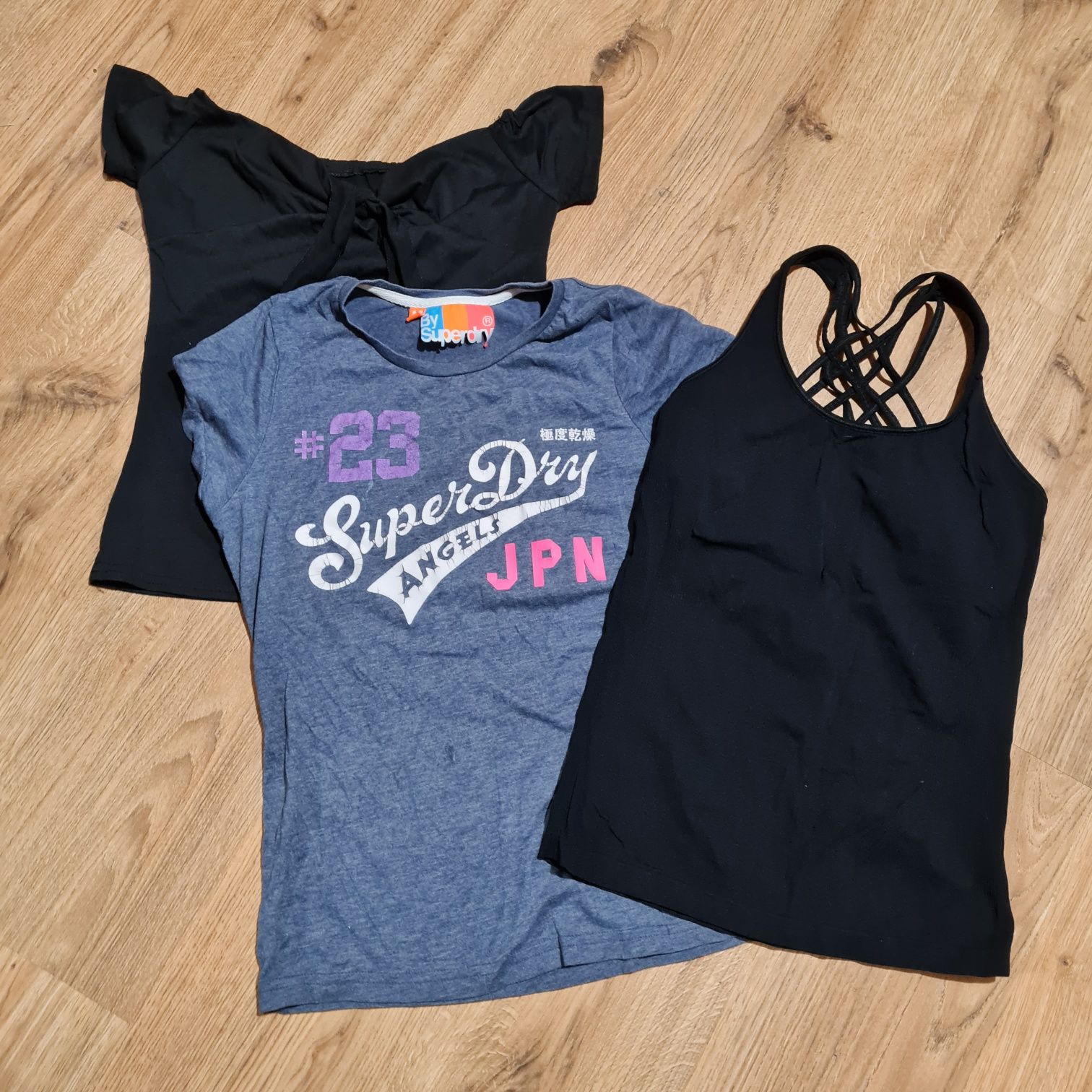 Superdry H&M zestaw bluzka t-shirt sportowa koszulka o hiszpanka czarn