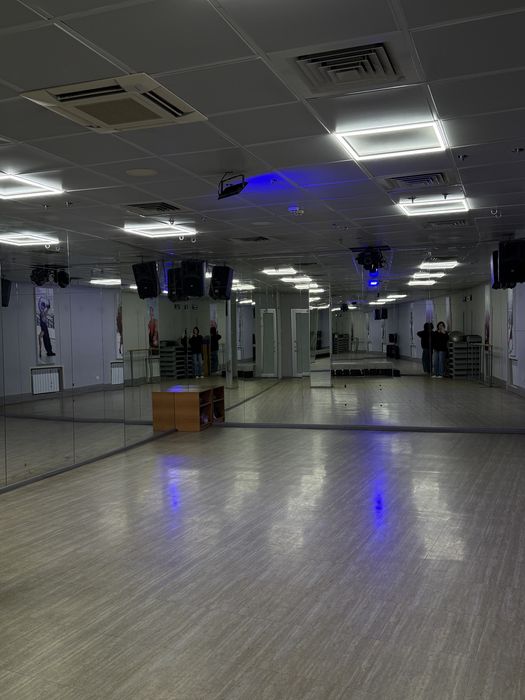 Здається в оренду фітнес зал на Ахматової