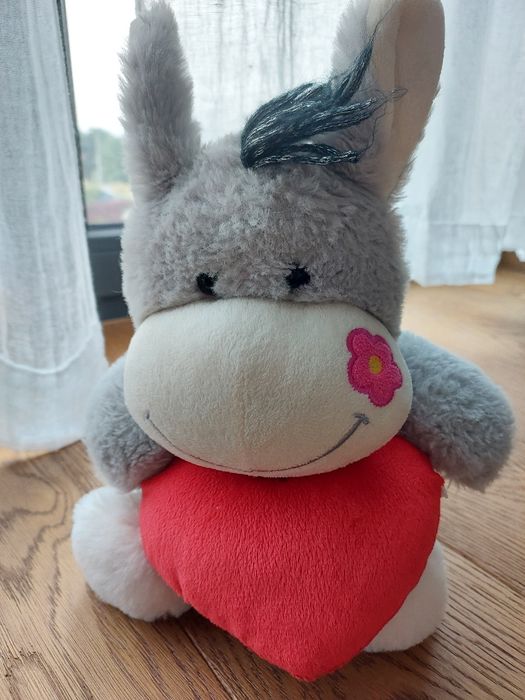 Pluszowy osiołek z sercem. Maskotka około 40cm