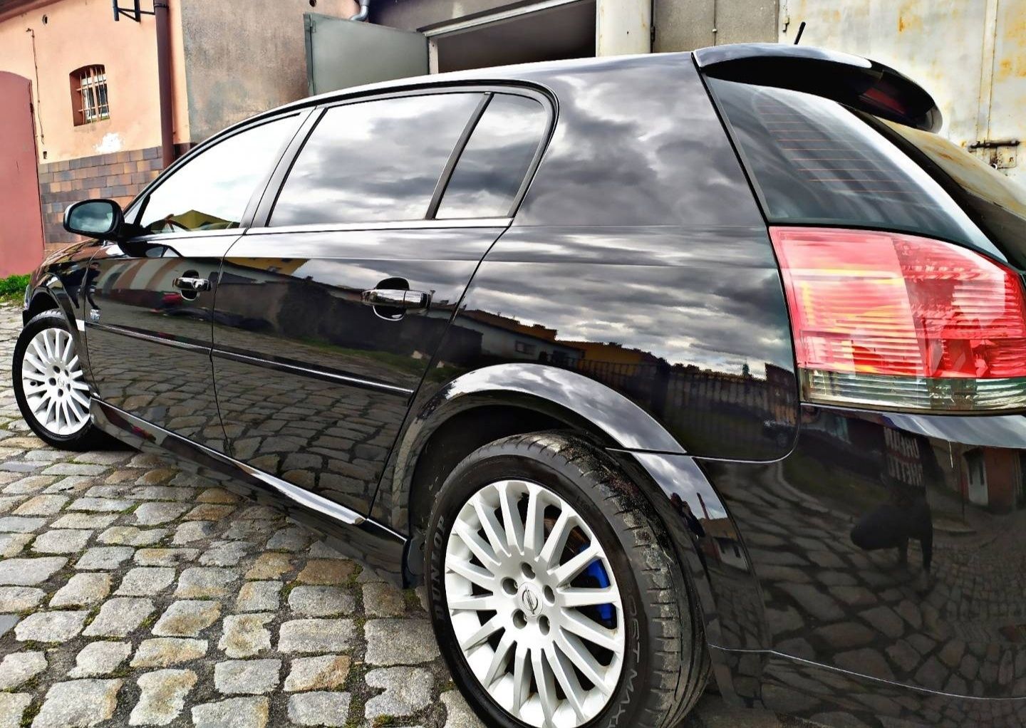 Autodetailing ,powłoki ceramiczne, pranie tapicerki samochodowej.