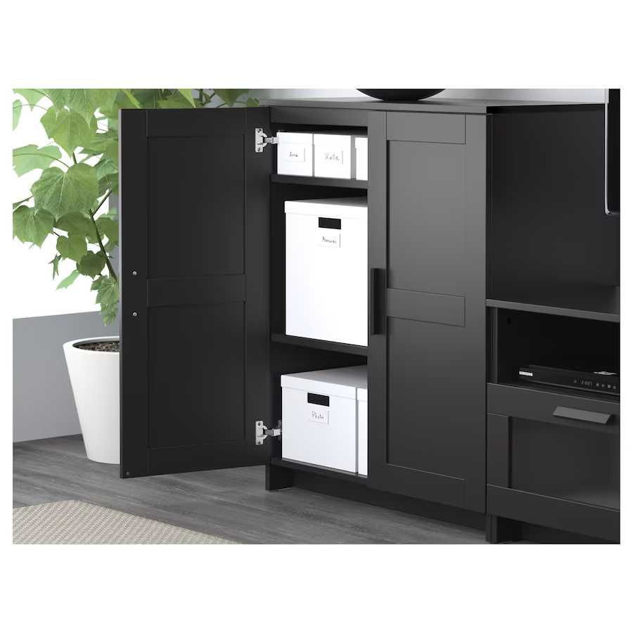 Aparador IKEA Brimnes na caixa original