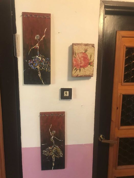 Umywalka biała porcelanowa do łazienki z PRL