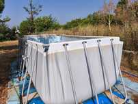 Piscina Desmontável (5,49 x 2,74 x 1,22 m)
