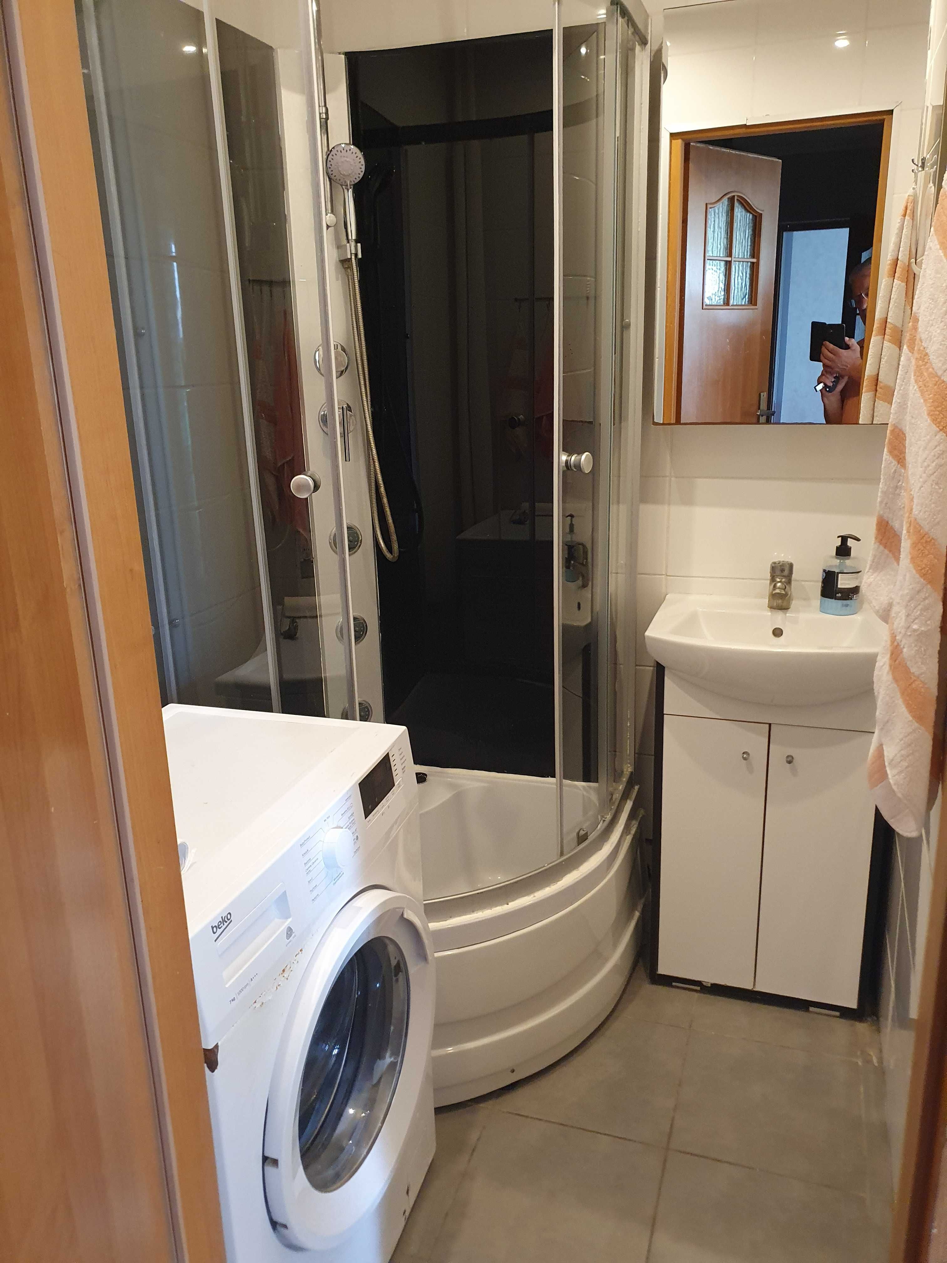 bez pośredników sprzedam mieszkanie dwupokojowe o pow. 32,5 m kw.