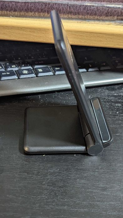 Быстрое беспроводное зарядное для телефона  30 Вт