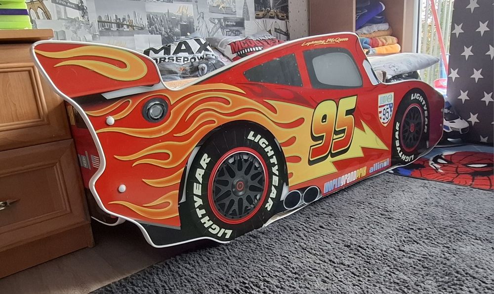 Łóżko dla chłopca Zygzak McQueena