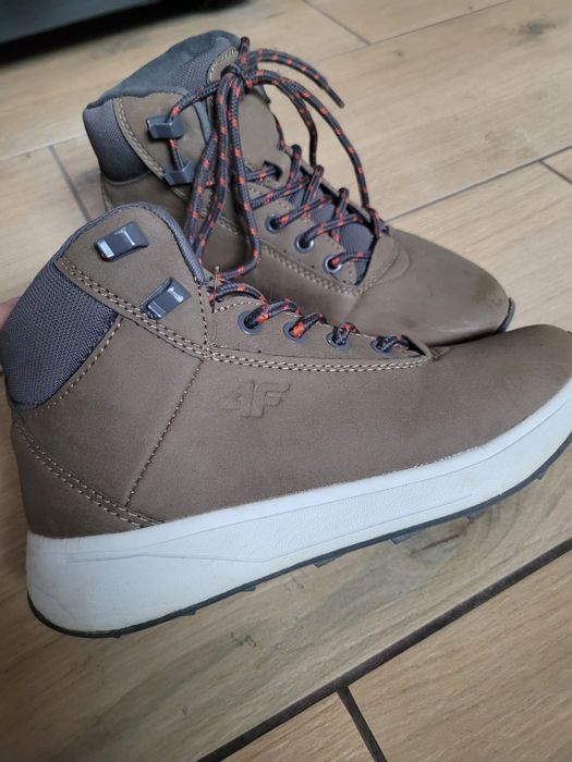Buty chłopięce trekkingowe jesienno zimowe 33 4F