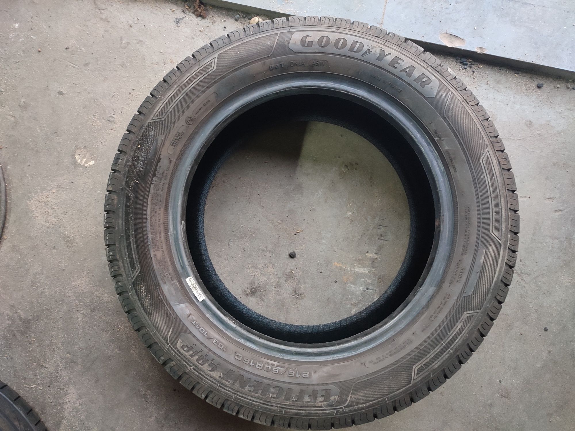 215/60r16c Goodyear dot1721 cena za 2szt.  9mm