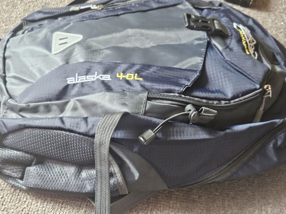 Nowy plecak Górski trekkingowe 40l wodoodporny Alaska