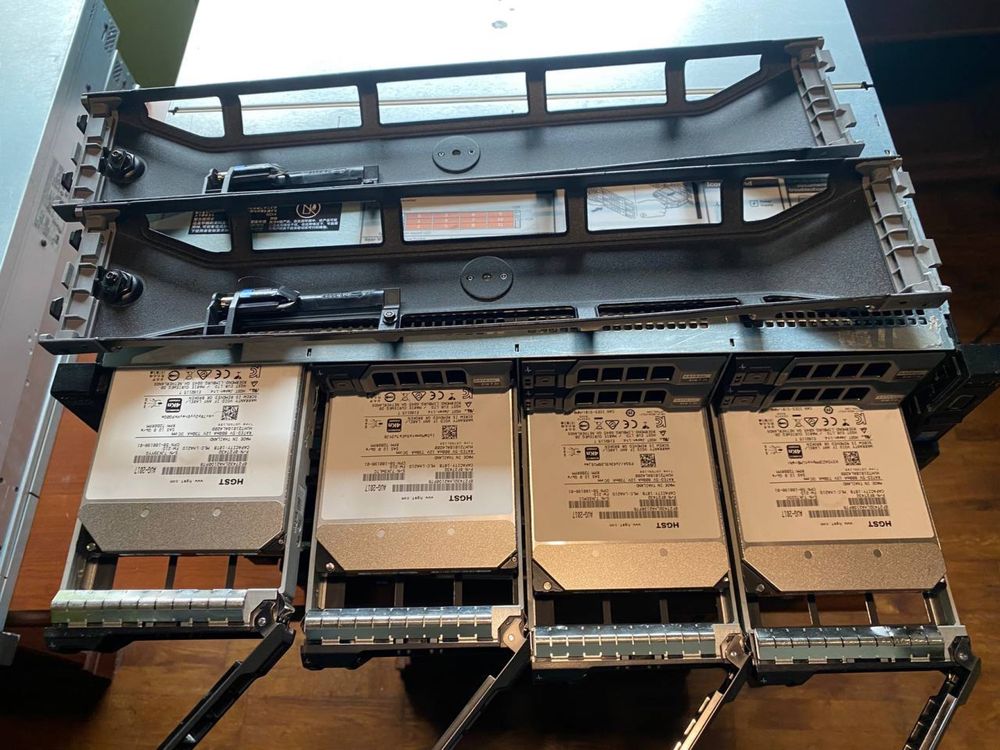 Сервери Dell Power R730xd 16LFF+2SFF