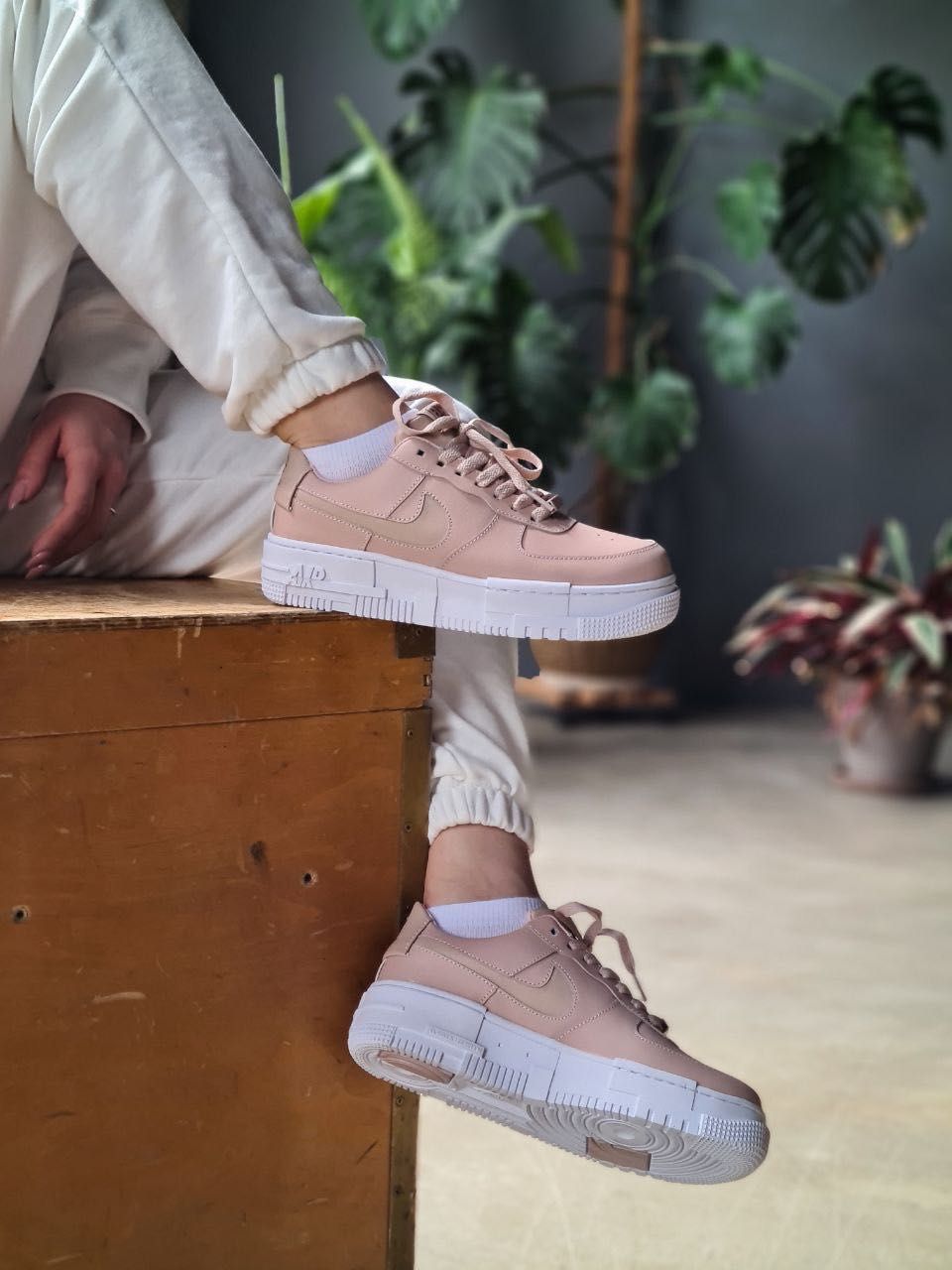 Nike Air Force Pixel
