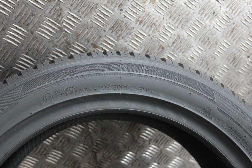 205/50/17 Hankook Kinergy 4s2 4-Seasons 205/50 R17 93W 23r jak nowa