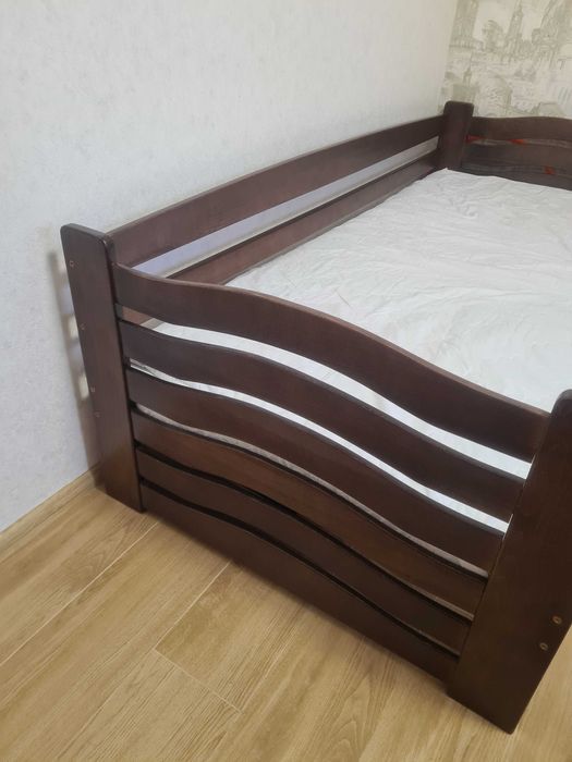 Продам ліжко, кровать