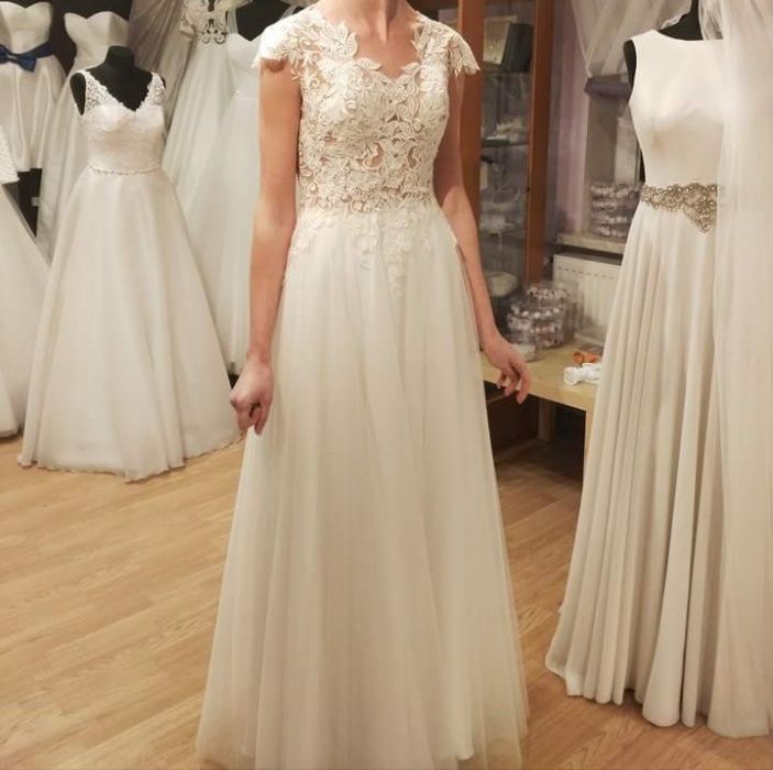 Rustykalna suknia ślubna na wzór Anny Kary