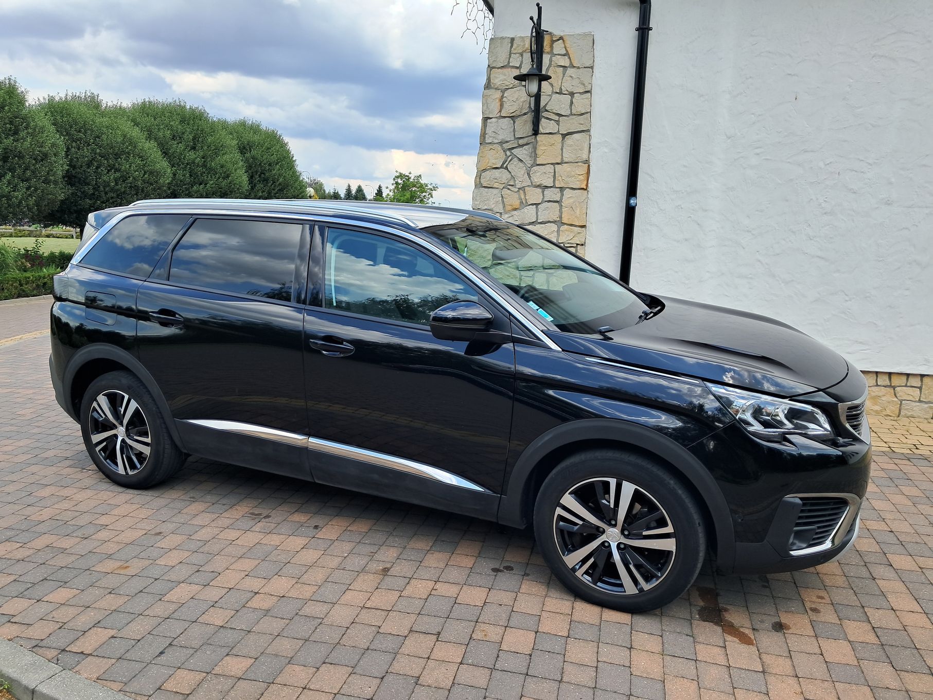 Peugeot 5008 89 tys km 2019 automat ALLURE
