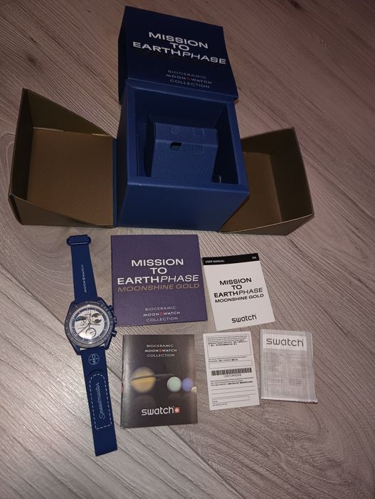 omega swatch mision to earthfhase