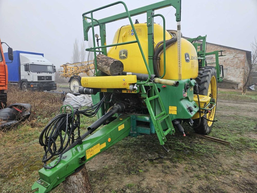 Оприскувач john deere M732