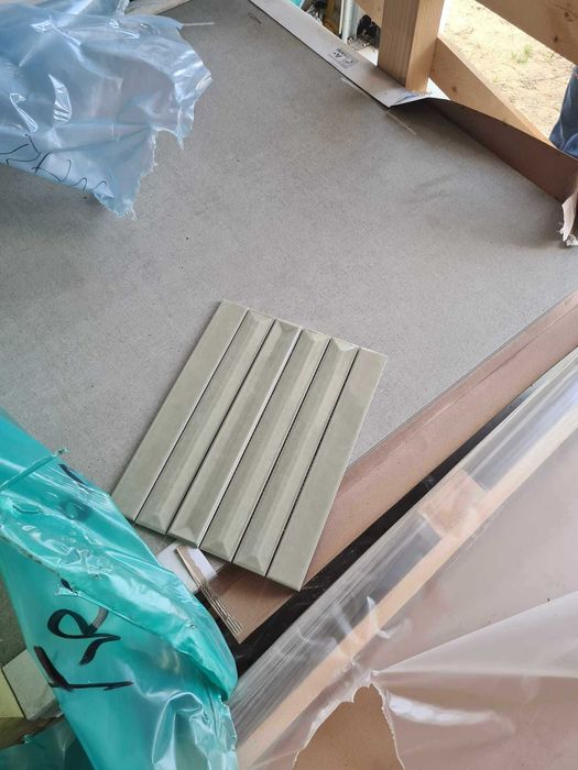 Włoskie płytki Vogue, linia Flauti jasno zielone (melisa) piękne