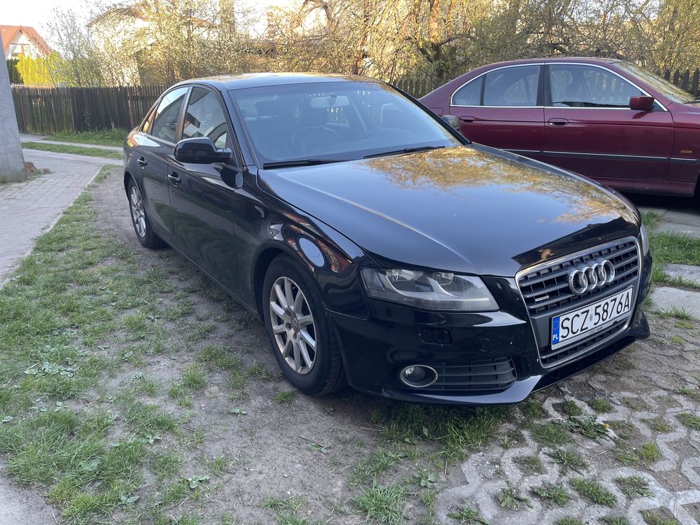 Audi a4b8 2.0tfsi 211km quattro