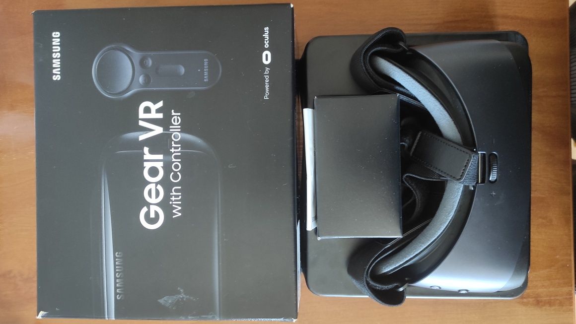 Samsung Gear VR z kontrolerem